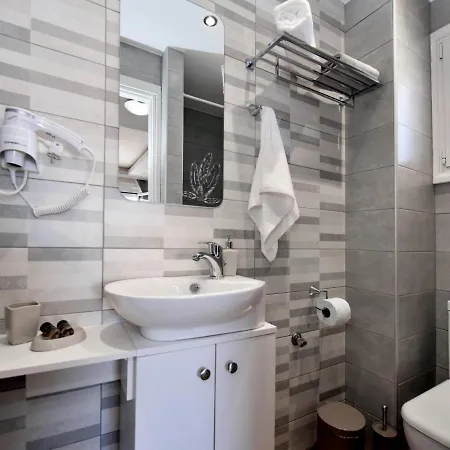 Avgeris Luxury Studio *
