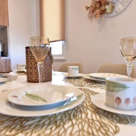Avgeris Luxury Studio 帕拉利亚狄奥尼索